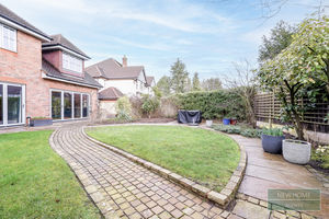 Photo 35- click for photo gallery